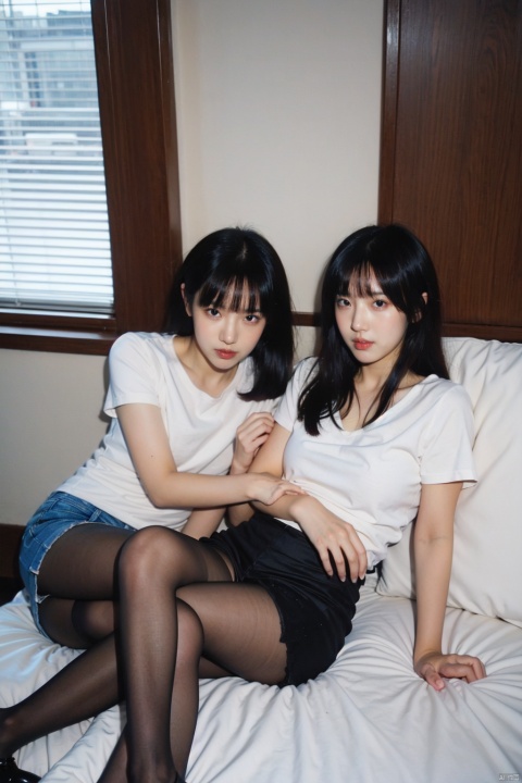  2girls,2_girls,yuri,girl's_love,yuri (dirty pair) (cosplay),black pantyhose, Detail, takei film,more details, moyou