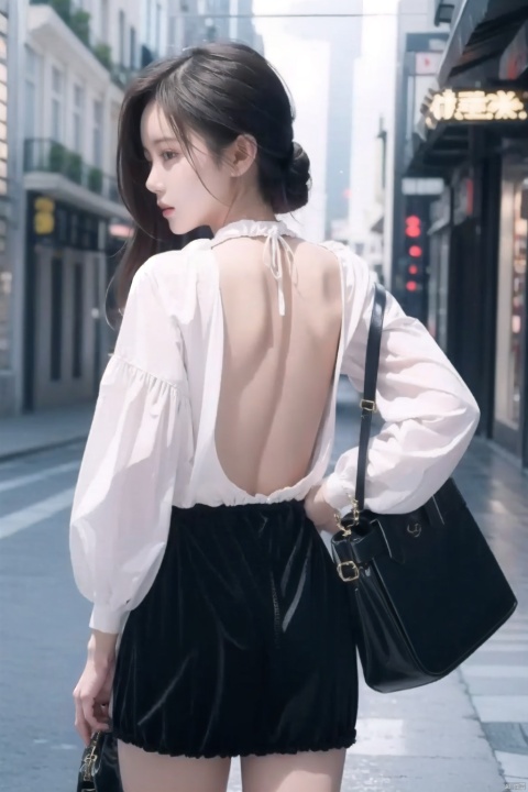 backless outfit,