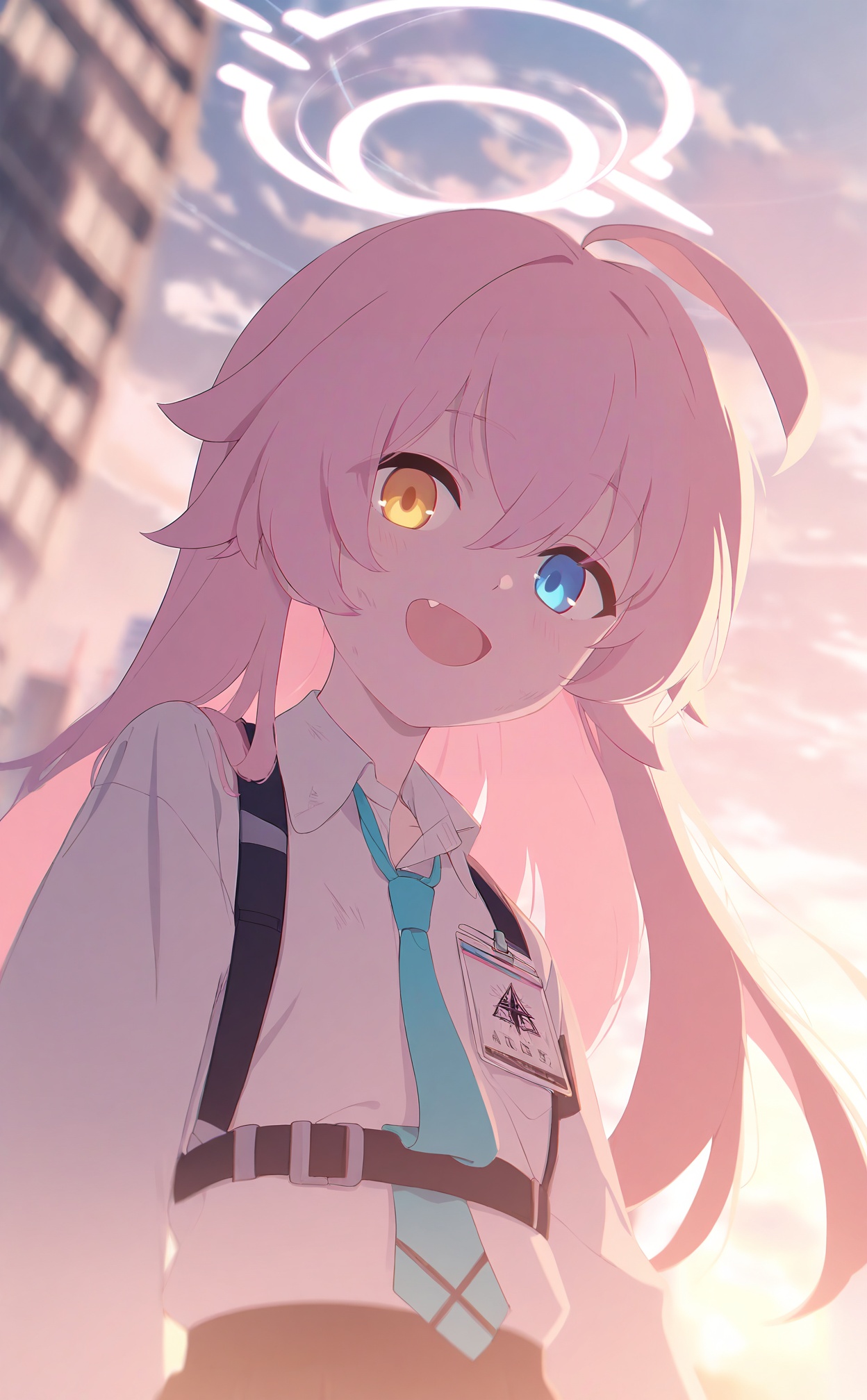 masterpiece,highres,absurdres,newest,best quality,high quality,loli,petite,chromatic_aberration,//,1girl,hoshino (blue archive),heterochromia,shirt,solo,pink hair,necktie,white shirt,halo,long hair,blue eyes,fang,blue necktie,ahoge,collared shirt,building,outdoors,yellow eyes,smile,looking at viewer,id card,hair between eyes,open mouth,skyscraper,cloud,sky,upper body,pink halo,dirty,shoulder strap,cloudy sky,aqua necktie,city,dust,:d,cityscape,sunrise,harness,dirty face,skyline,blurry,strap,chest harness,sunlight,//,<lora:ba33——【noob】hans:1>,