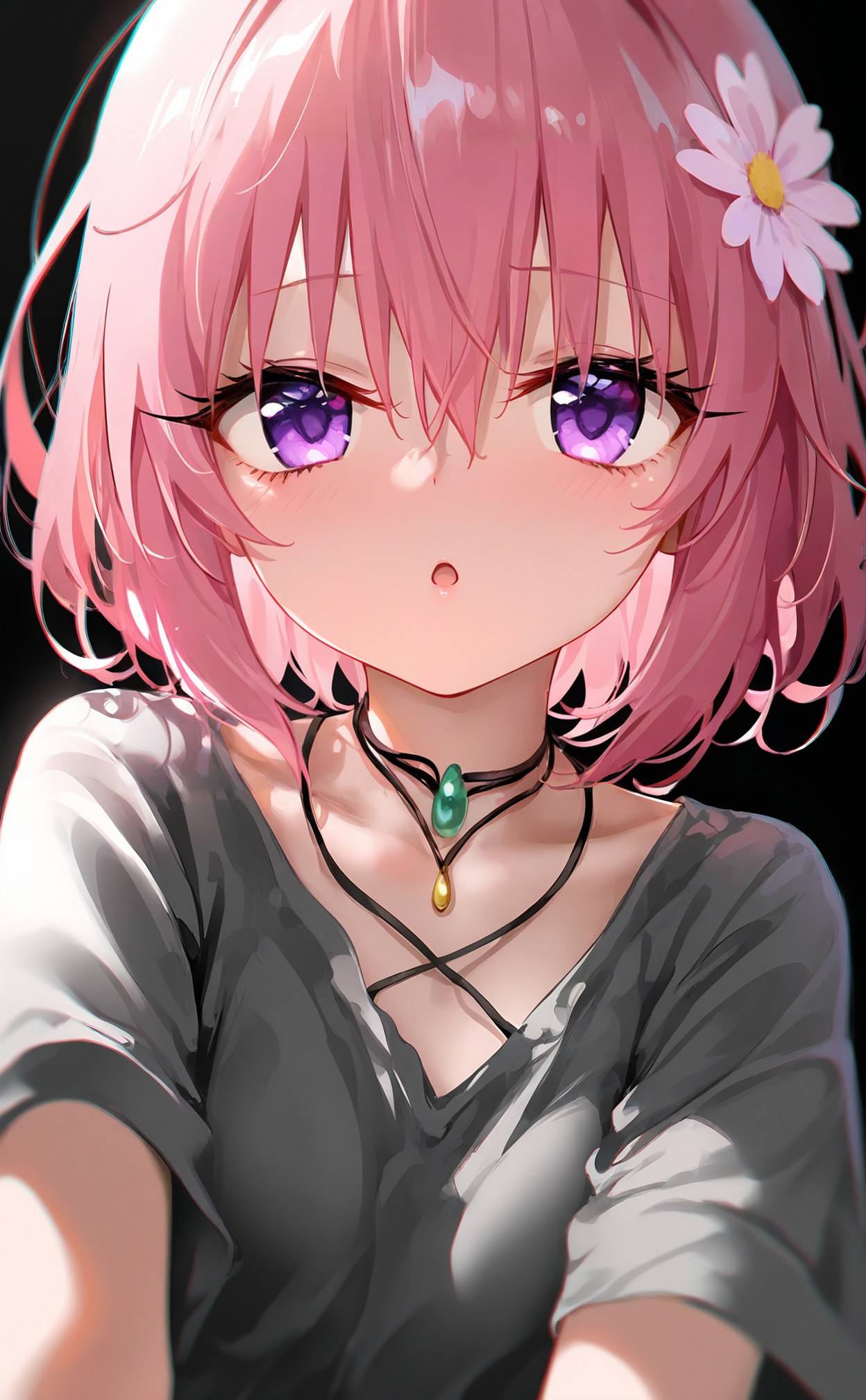 masterpiece,highres,absurdres,newest,best quality,high quality,loli,petite,chromatic_aberration,//,1girl,momo velia deviluke,solo,pink hair,purple eyes,black background,hair ornament,looking at viewer,short hair,flower,hair flower,collarbone,upper body,shirt,open mouth,simple background,jewelry,necklace,short sleeves,hair between eyes,choker,anime coloring,pendant,//,<lora:nai4zhengliu3——【noob】hans:1>,