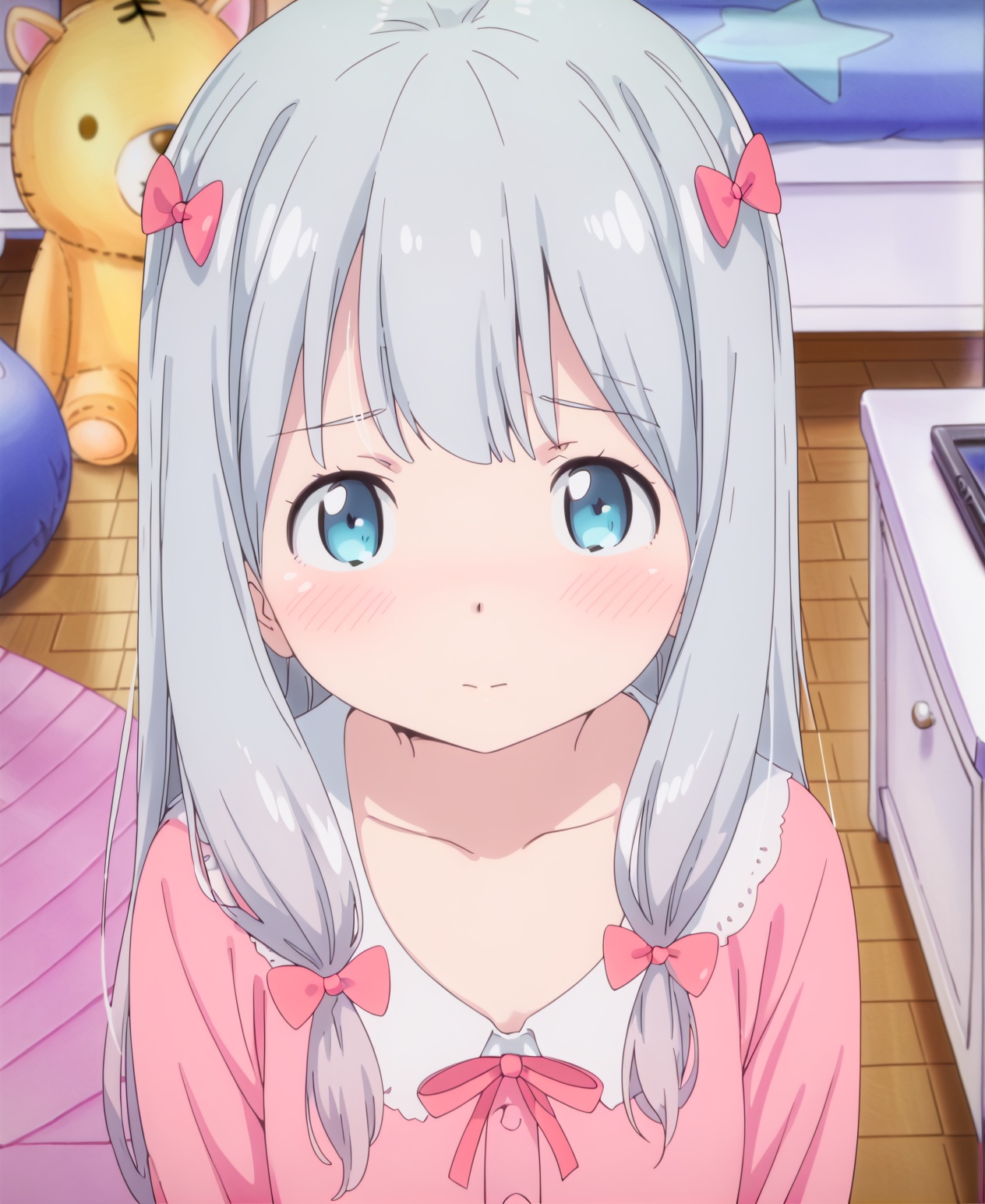 1girl,solo,long hair,looking at viewer,blush,blue eyes,bow,closed mouth,collarbone,upper body,hair bow,grey hair,indoors,stuffed toy,stuffed animal,pink bow,pajamas,wooden floor,bedroom,izumi sagiri,<lora:pony和泉纱雾2.0:0.9>,