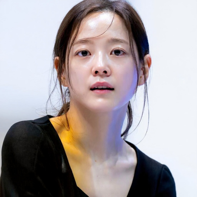 Sejeong by Syler on Tensor.Art