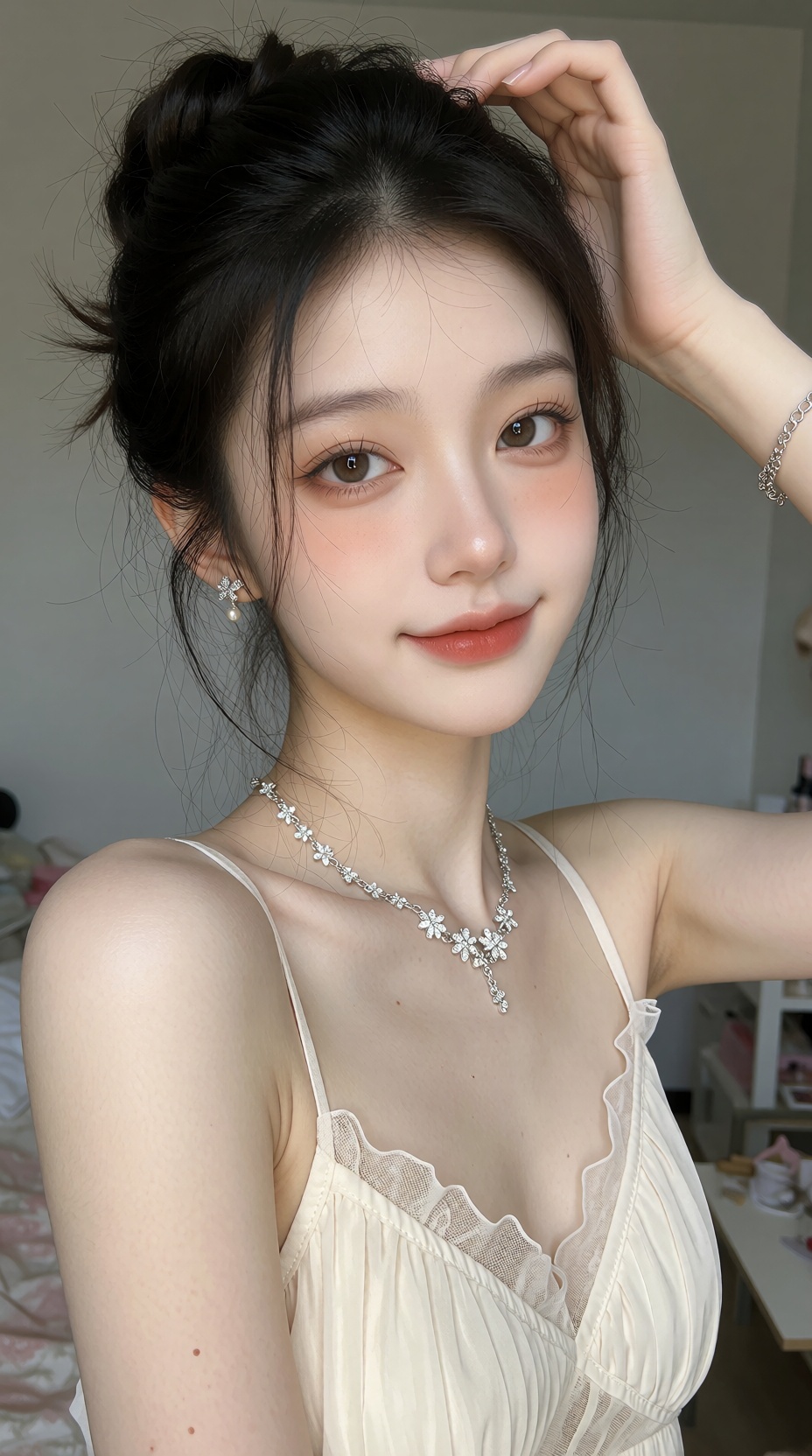 记录室内闲暇时刻温柔甜美的自拍瞬间,  传递温婉治愈,  乖巧灵动的少女松弛氛围感 on Tensor.Art