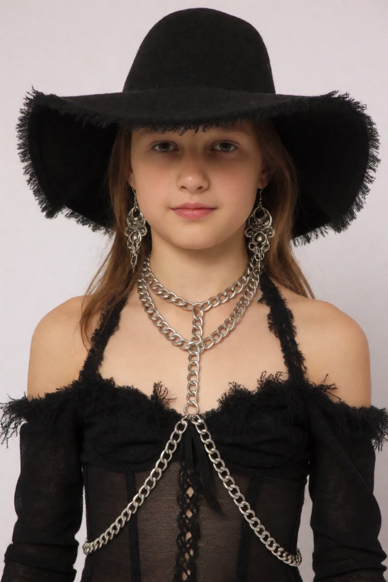 masterpiece,  very aesthetic,  The image features a girl dressed in a striking dark gothic fashion style. Here is a breakd...