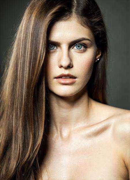 analog style,  modelshoot style,  portrait of sks woman on Tensor.Art