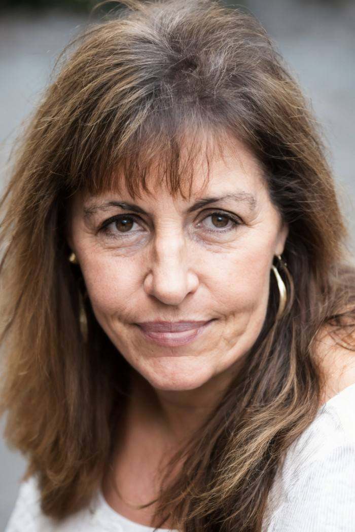 photo of a woman,  argentinian,  social worker on Tensor.Art