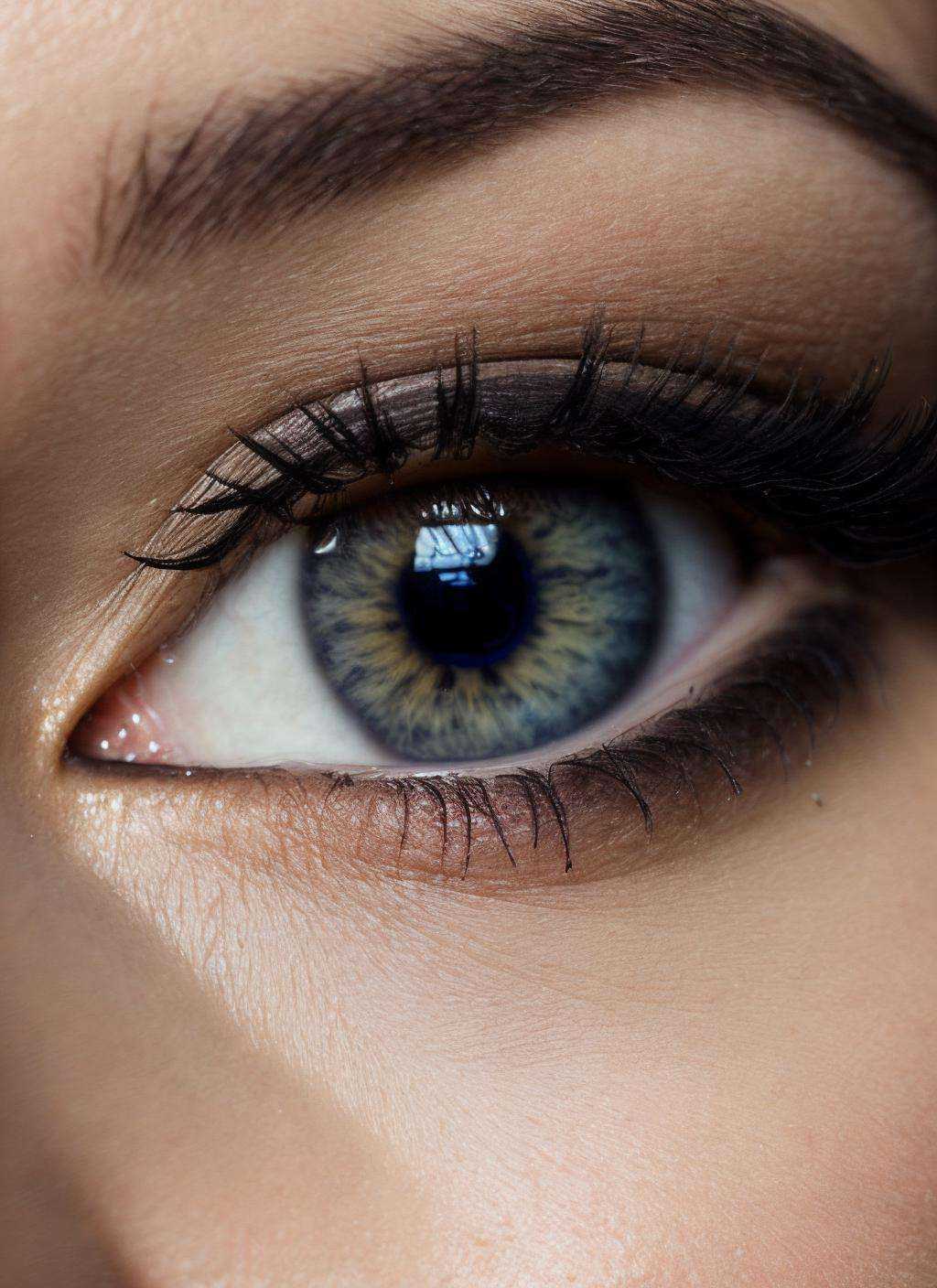 professional photo of perfecteyes eyes,  black ,  sharp on Tensor.Art