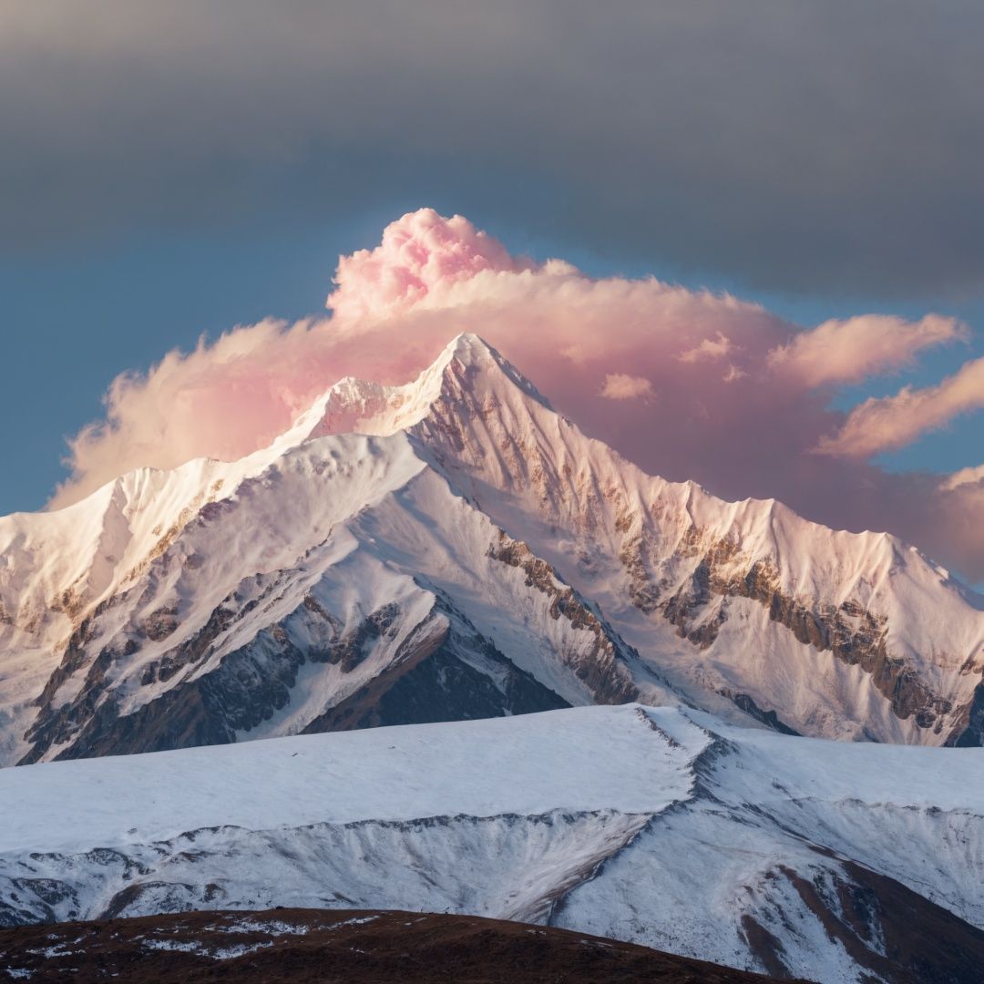 Snow Mountain_RZJS,mountain,sky,landscape,<lora:sdxl_M-000005:0.6>,pink cloud,