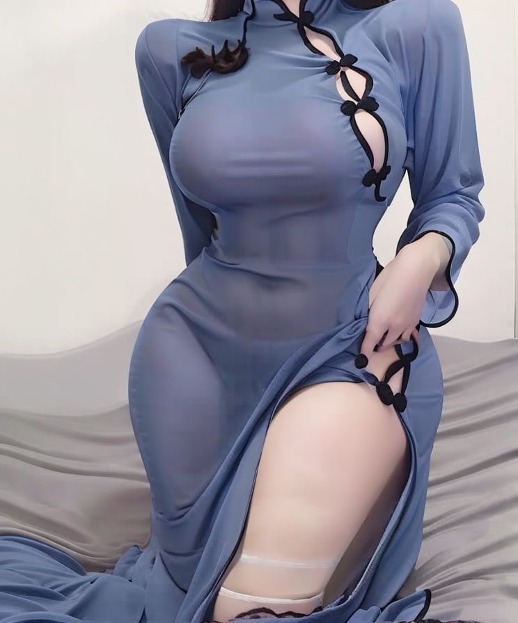 (masterpiece, best quality:1.4),finely detailed,1girl,solo,pale skin,perfect body,glossy skin,(large breasts:1.2),<lora:民国旗袍-000012:1.0>,china dress,dress,standing,