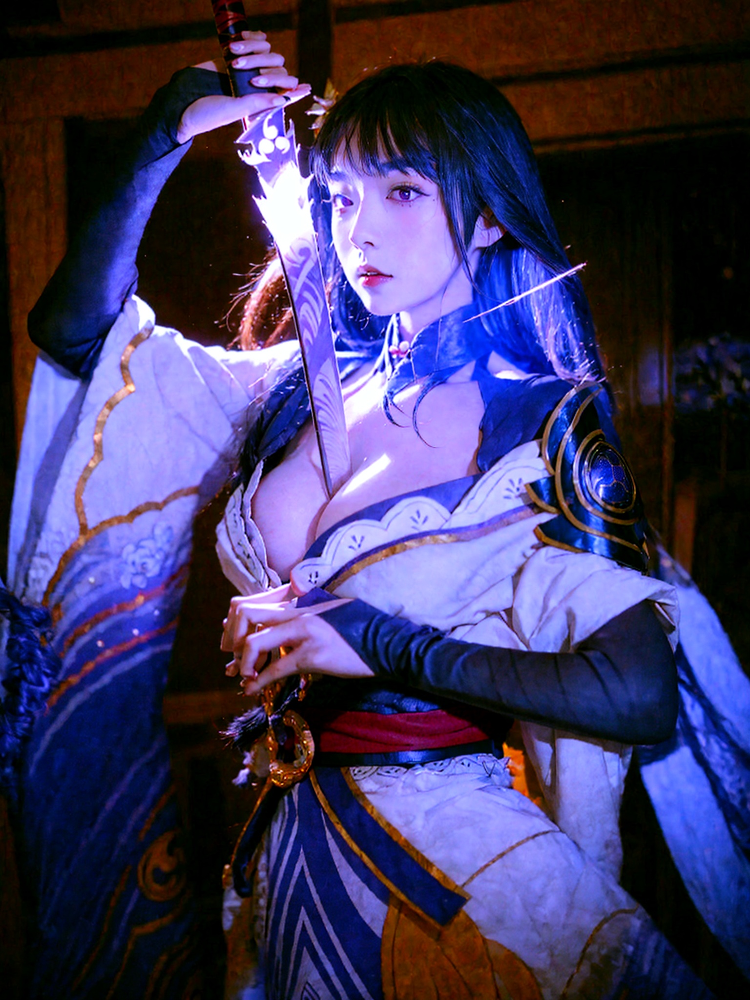 Raiden_shogun is pulling a blade from her chest, Raiden_shogun is pulling a blade from her chest