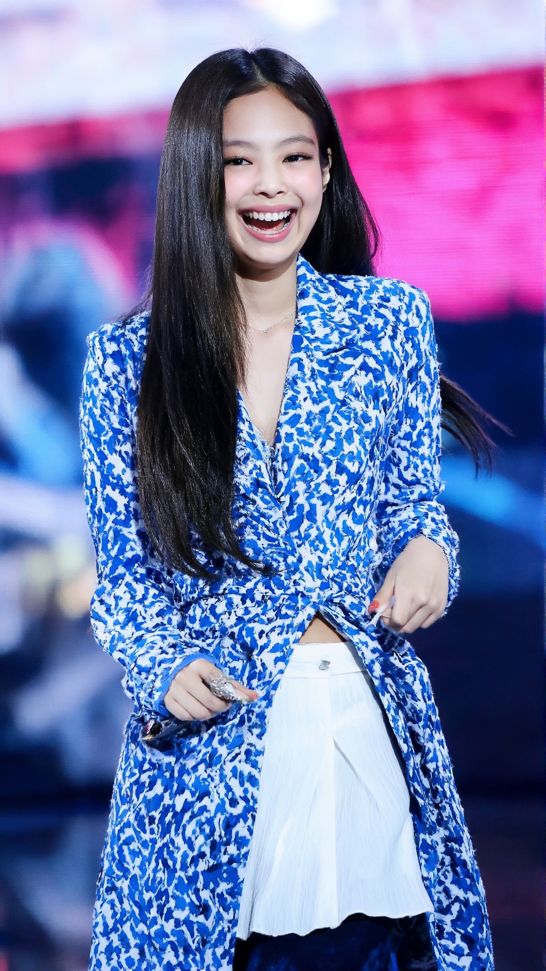 Portraiture of Jennie Kim,  a vibrant and lively young girl on Tensor.Art