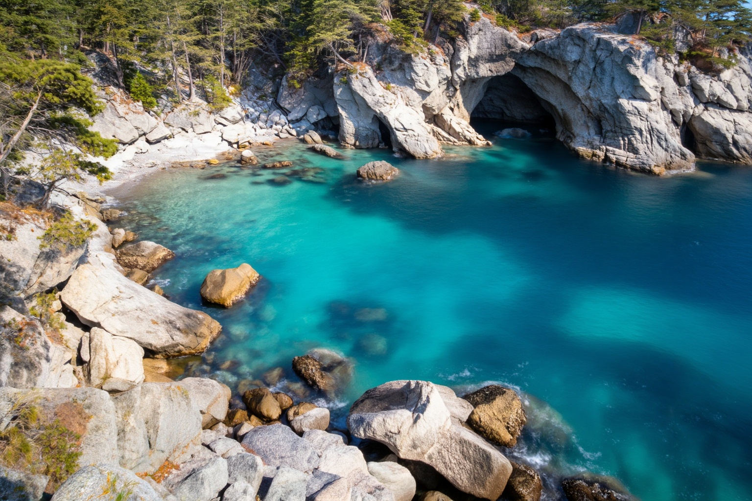 aurelmanea5z25 photography. A dramatic coastal landscape view capturing the turquoise waters of Georgian Bay at the Grotto...