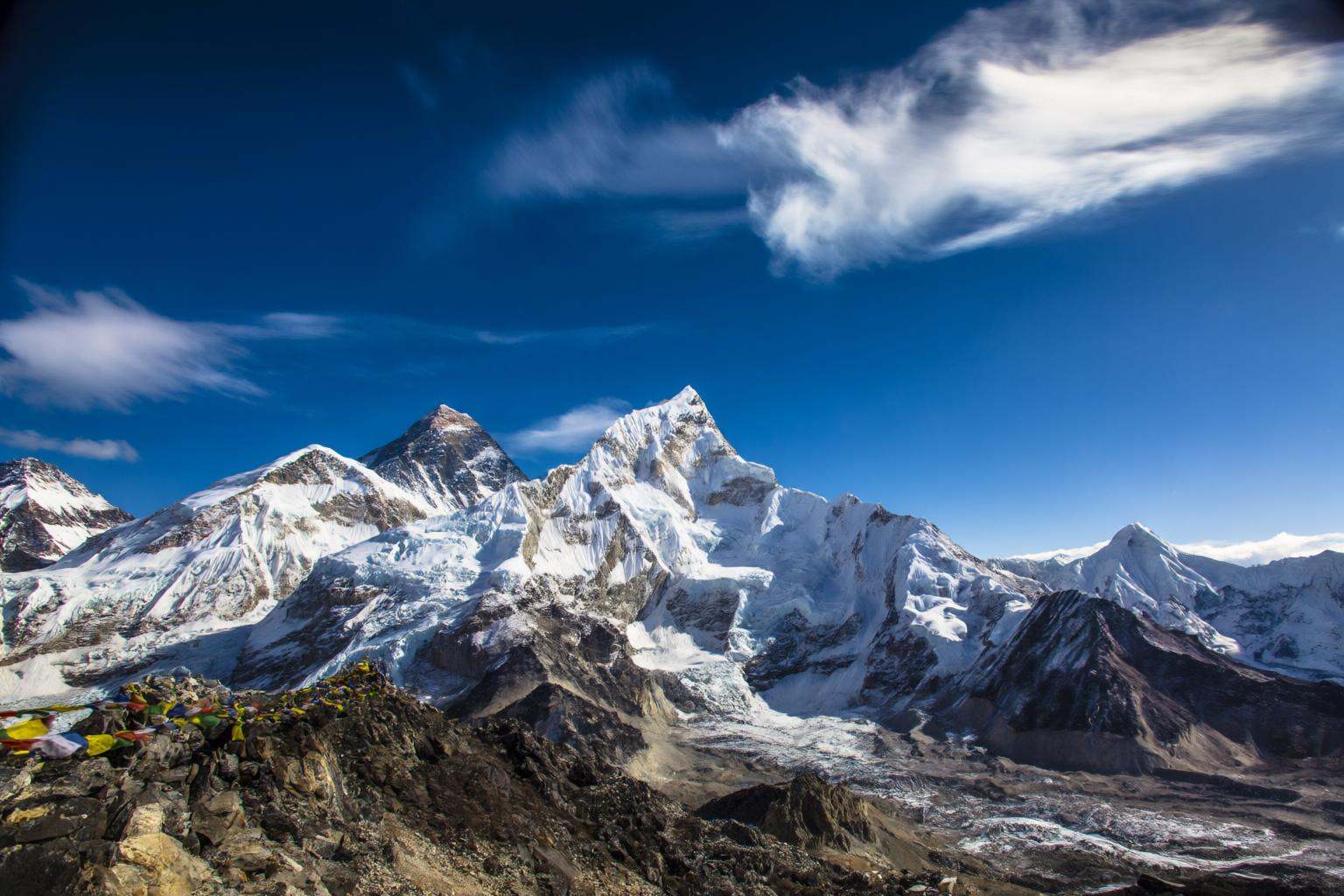 aurelmanea2q photography. A breathtaking high-altitude landscape view of Mount Everest,  the world's highest peak,  domina...
